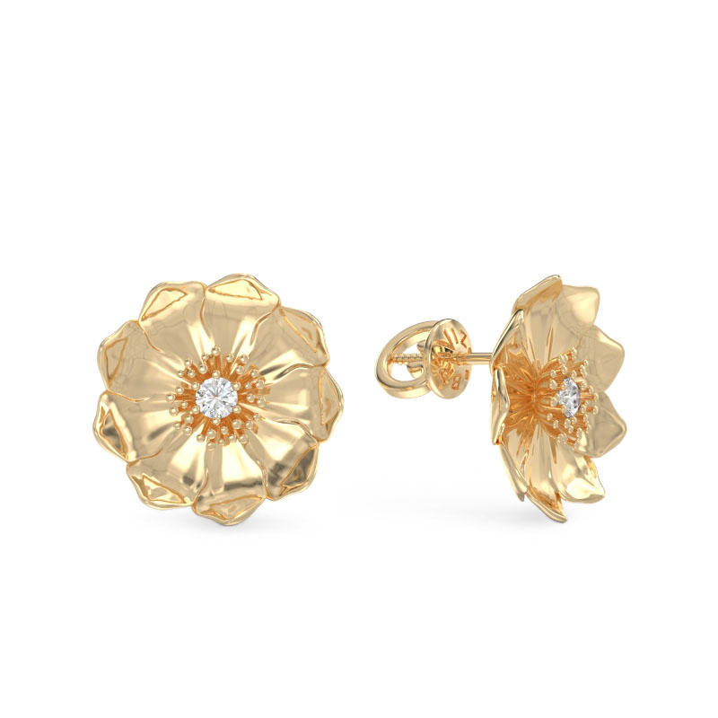 Gold earrings flower shape