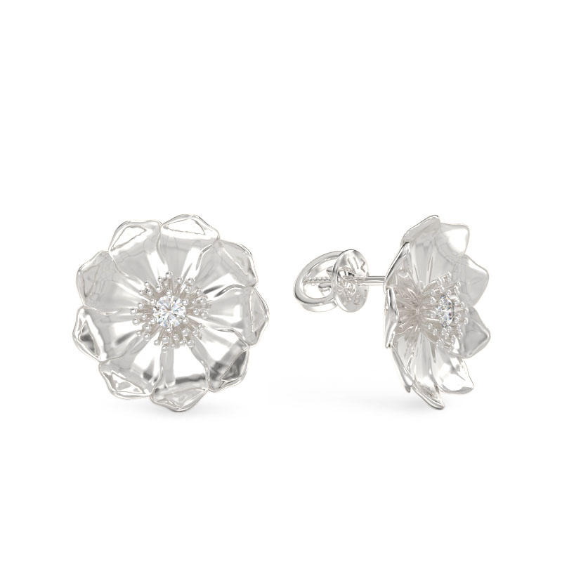 White gold earrings flower shape